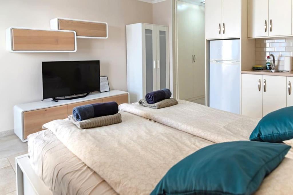 First Line Ocean View Studio Пуерто де Сантяго Екстериор снимка